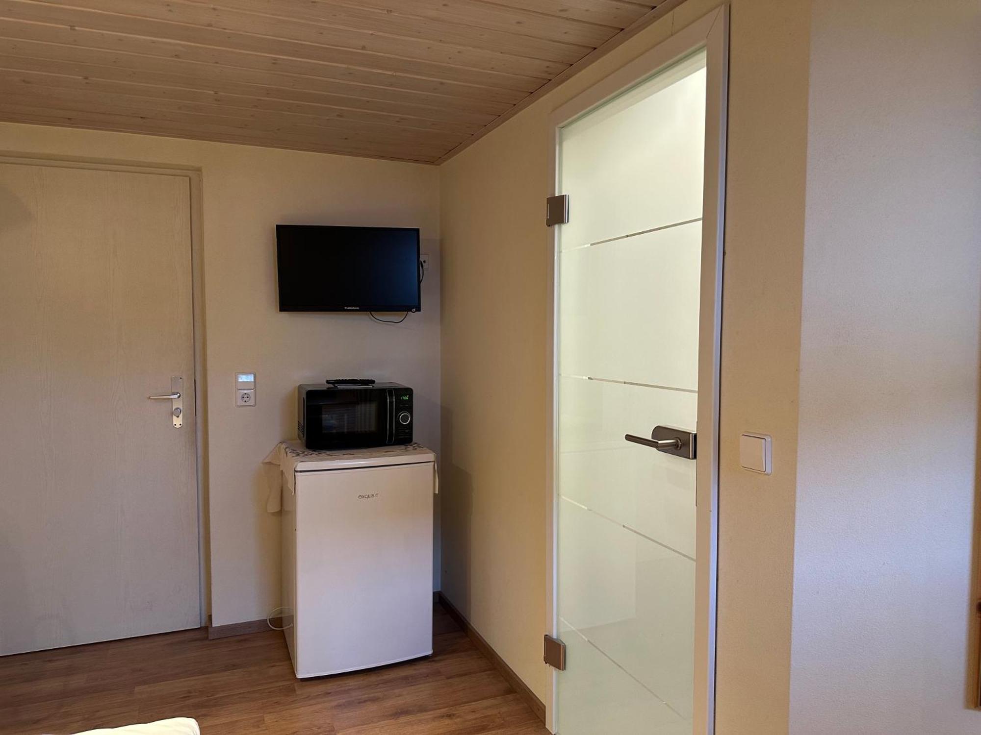 Pension Schramm Karlsruhe Extérieur photo